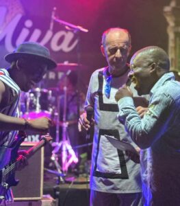 Un concert électrique et groovy à Lomé!